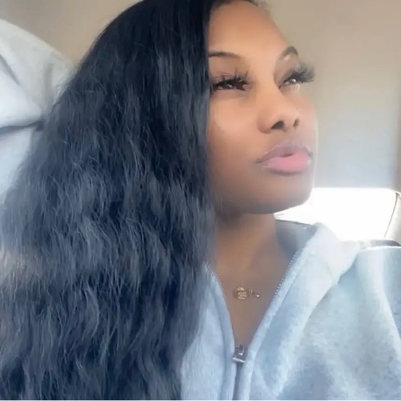 Meet your Posher, Jakeia - Picture 1 of 1